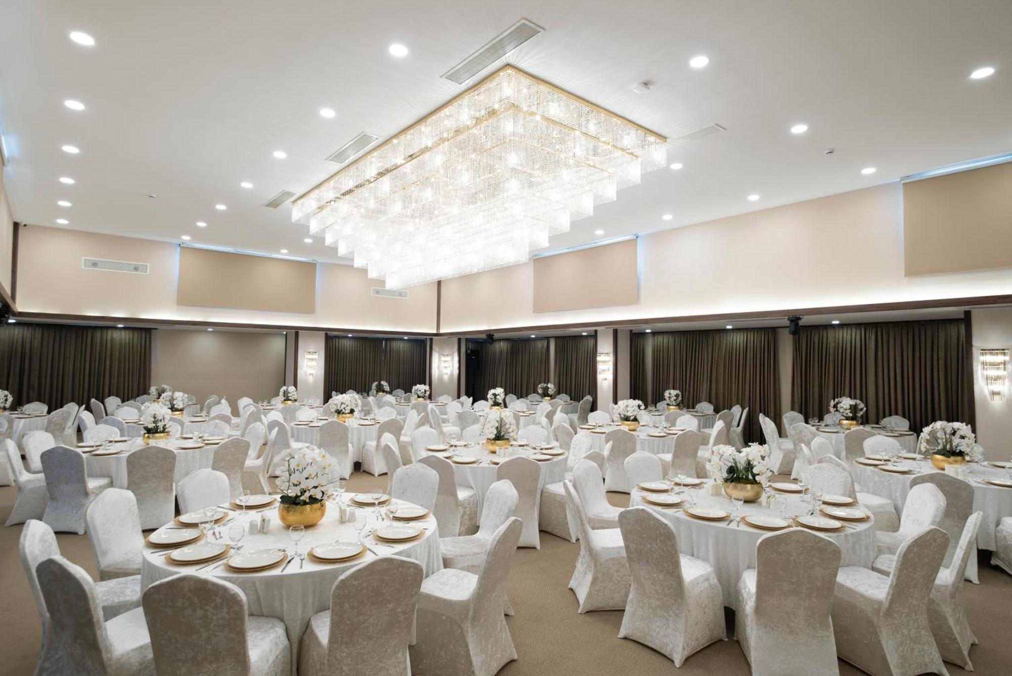 Park Dedeman Mersin Marina Çiftlik Extérieur photo