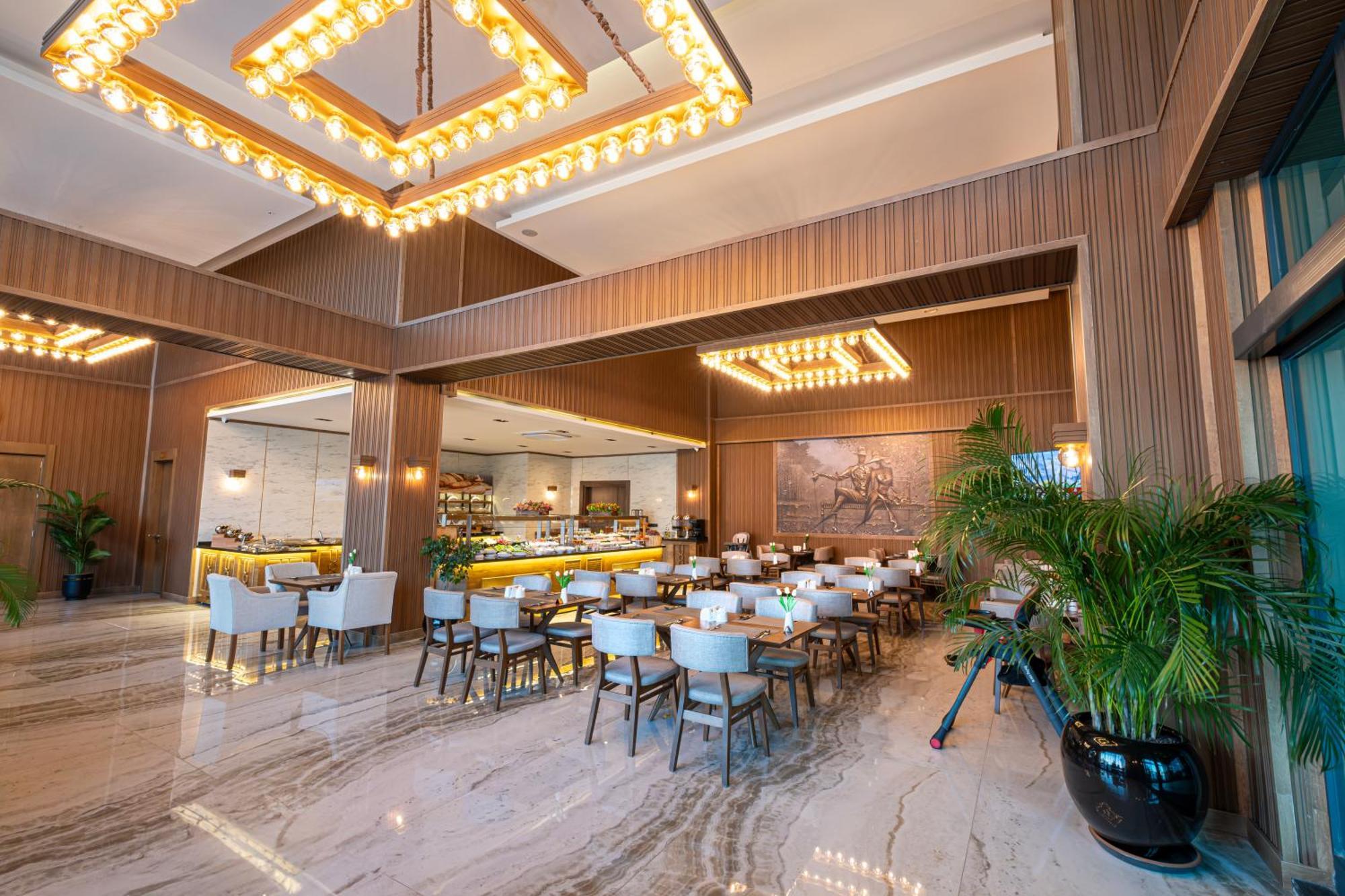Park Dedeman Mersin Marina Çiftlik Extérieur photo